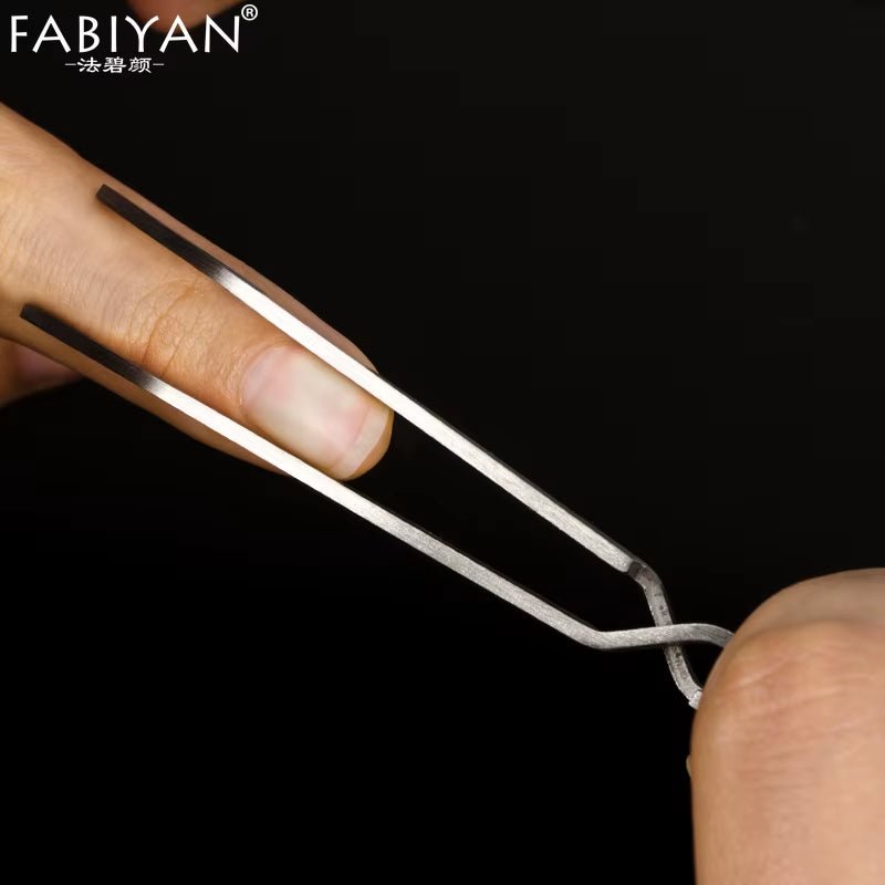 Nail Art Shaping Tweezers - Cosmetics Store